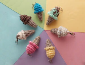 handmade_crochet_keychains_ice_cream