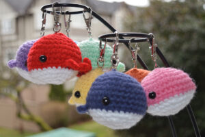 handmade_crochet_keychain_whale